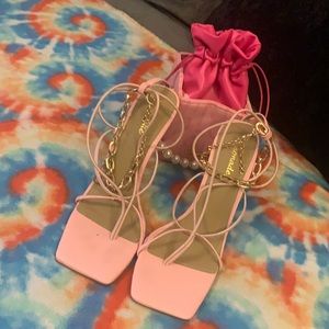Pink chained heels and pink tote bag w/ pearls